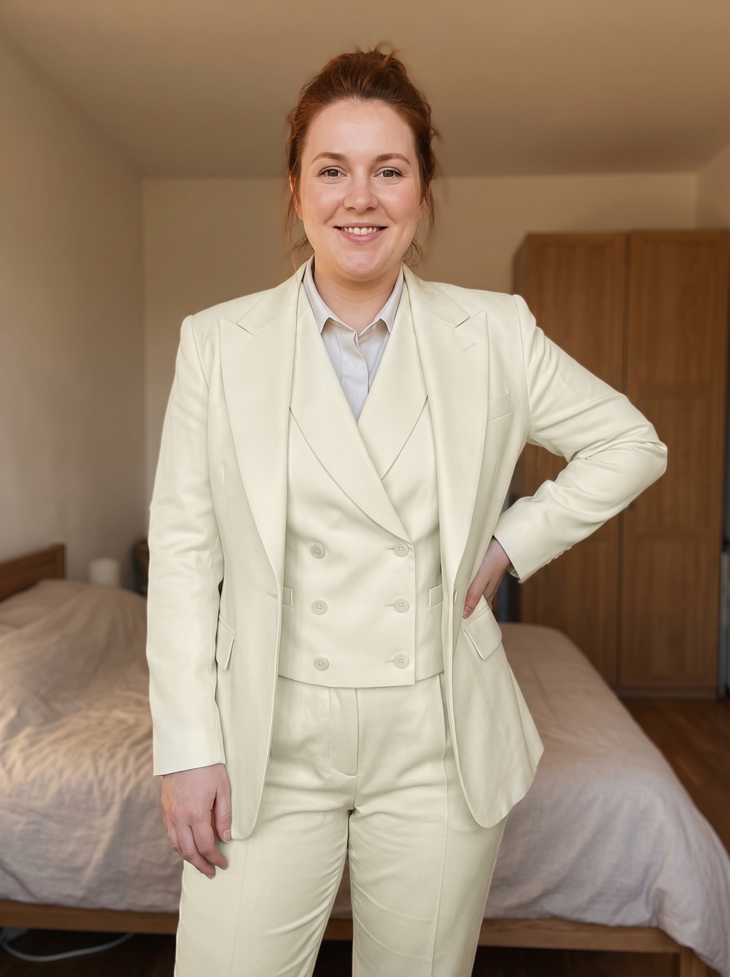 SoloveDress Women's 3 Piece Solid Notch Lapel Suit Set (Blazer+Vest+Pants)