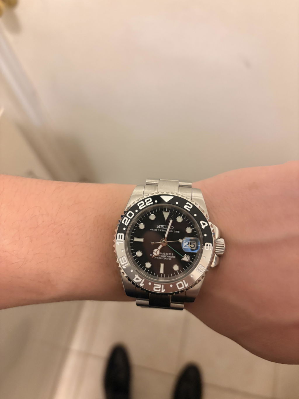 GMT Mod "Bruce Wayne" Watch