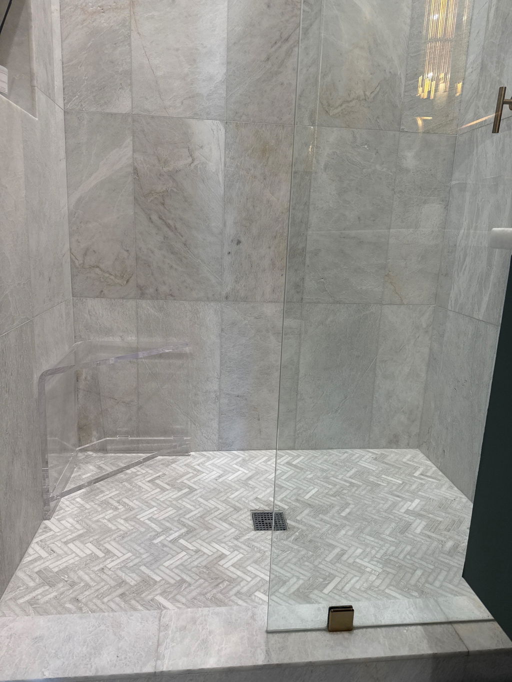 Shower Corner Stool with Shelf