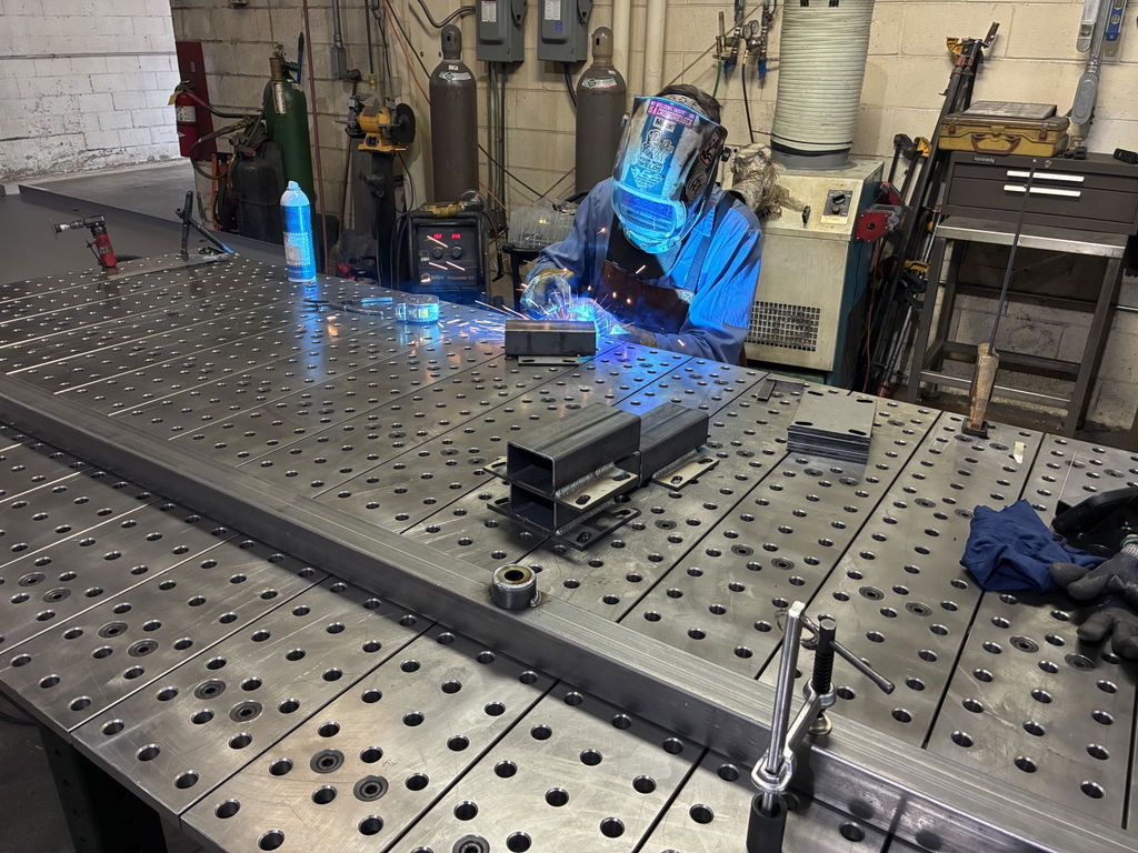MAX 8' x 4' (96" x 48") Table, 5/8" System