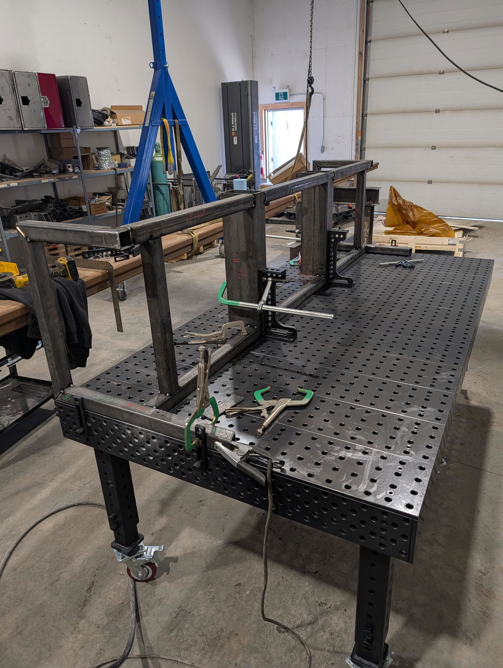 Alpha, 5-Sided, 8' x 4' (96" x 48") Table, 5/8" System
