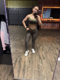 Yvonne Parlak Parça Detaylı Taş Rengi Spor Tayt