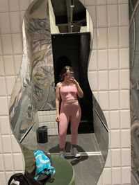 Olivia Pembe Spor Crop