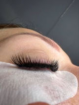 Easy Fanning Lashes for Faster Volume Lash Sets — 0.07mm