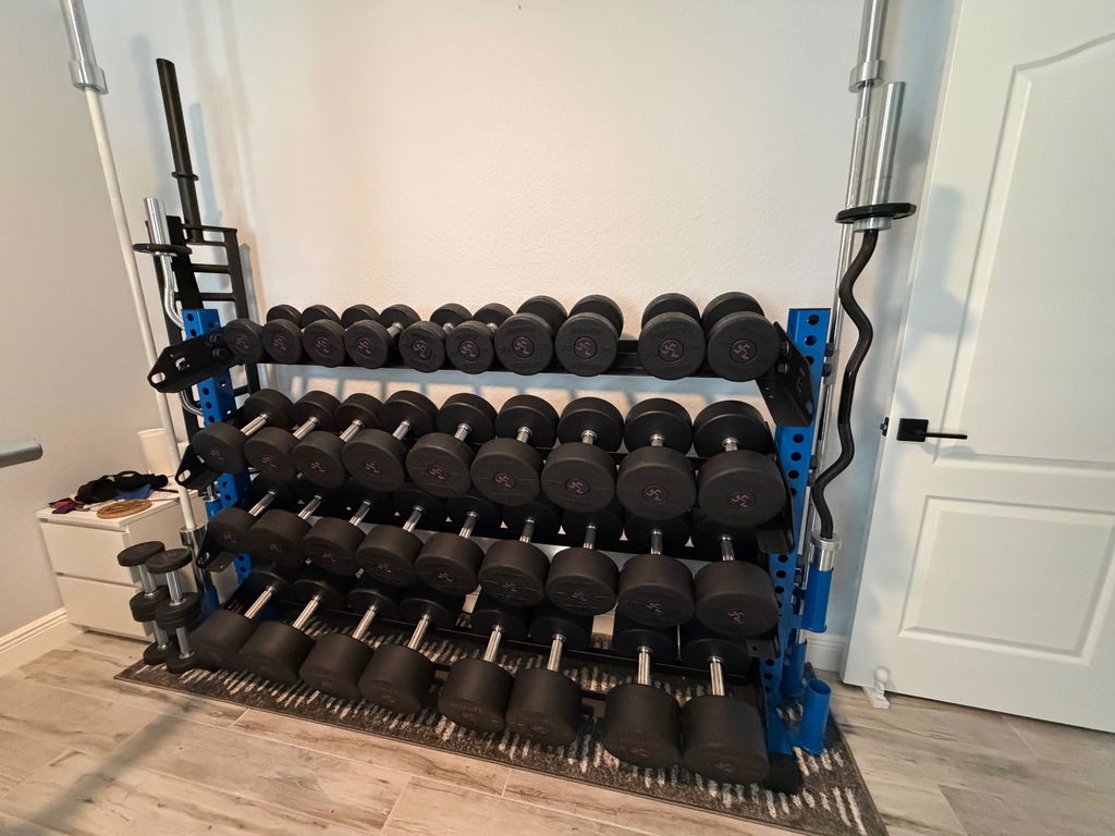 Alpha | 4-Tier Horizontal Rack | Single Post