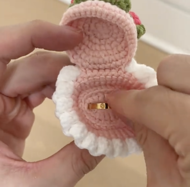 Crochet Flower Bouquet Ring Box