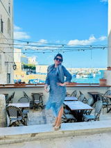 59. Abito elegante con frange spacchi laterali e manica lunga azzurro e argento
