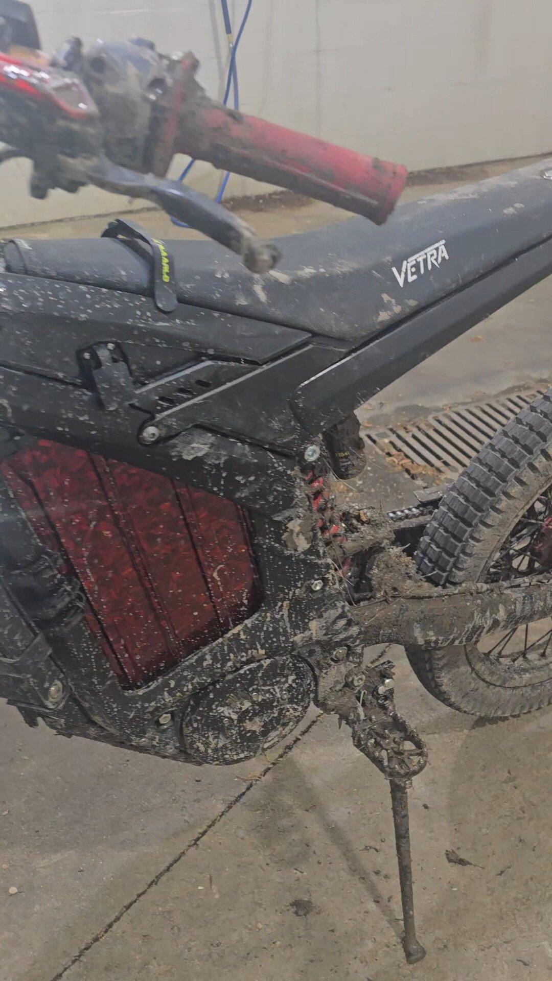 Vetra Blazer – 72V 20kW Electric Dirt Bike | 63 MPH