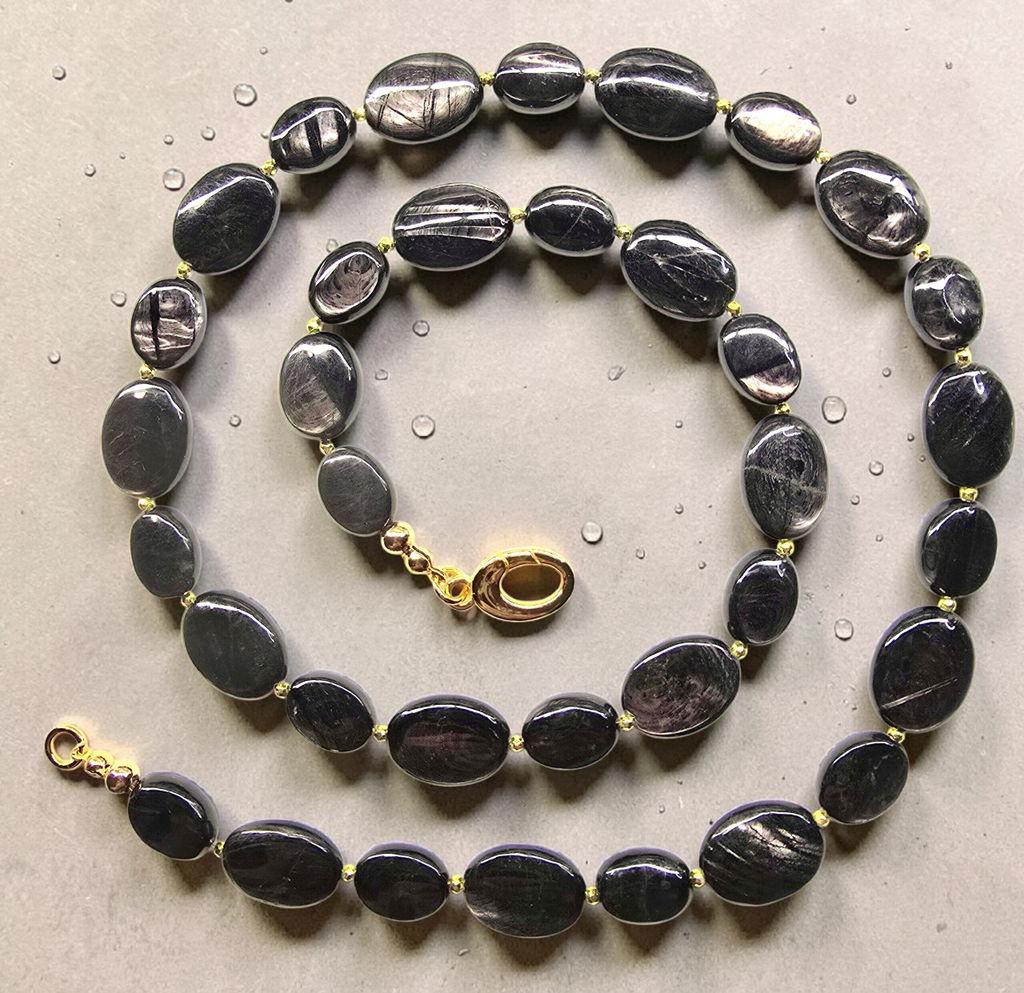 Hypersthene · Smooth · Oval · 12mm, 13mm, 15mm