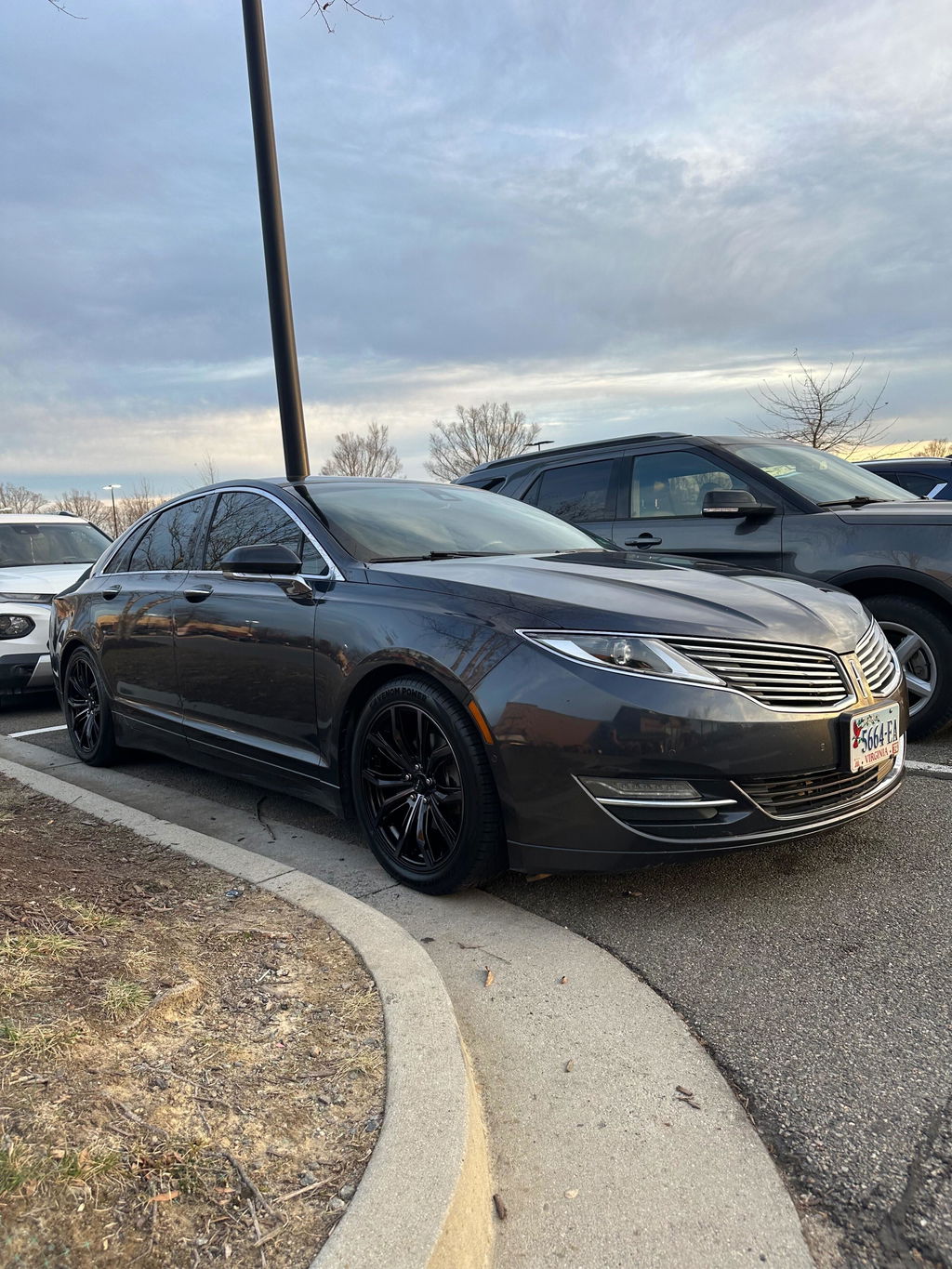 RTX BLACK WIDOW 18x8 +40mm Black Machined Grey