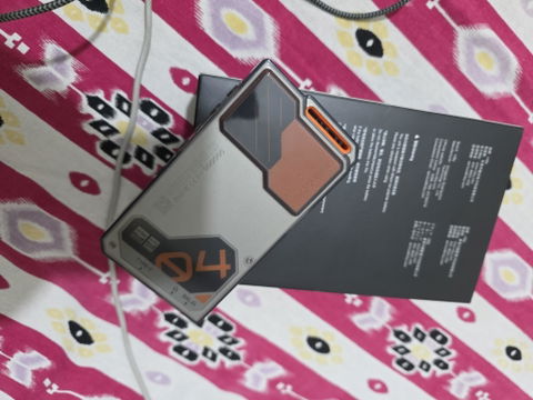 HiBy R4 Hi-Res Portable Music Player