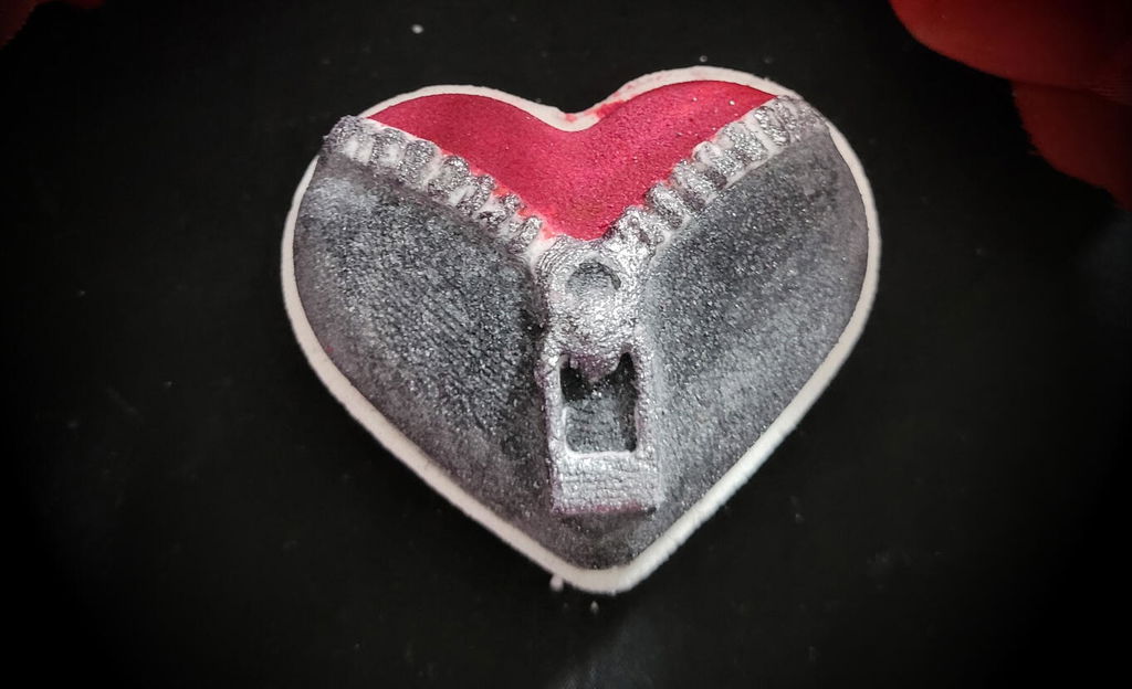 Zipper Heart Bath Bomb Mold