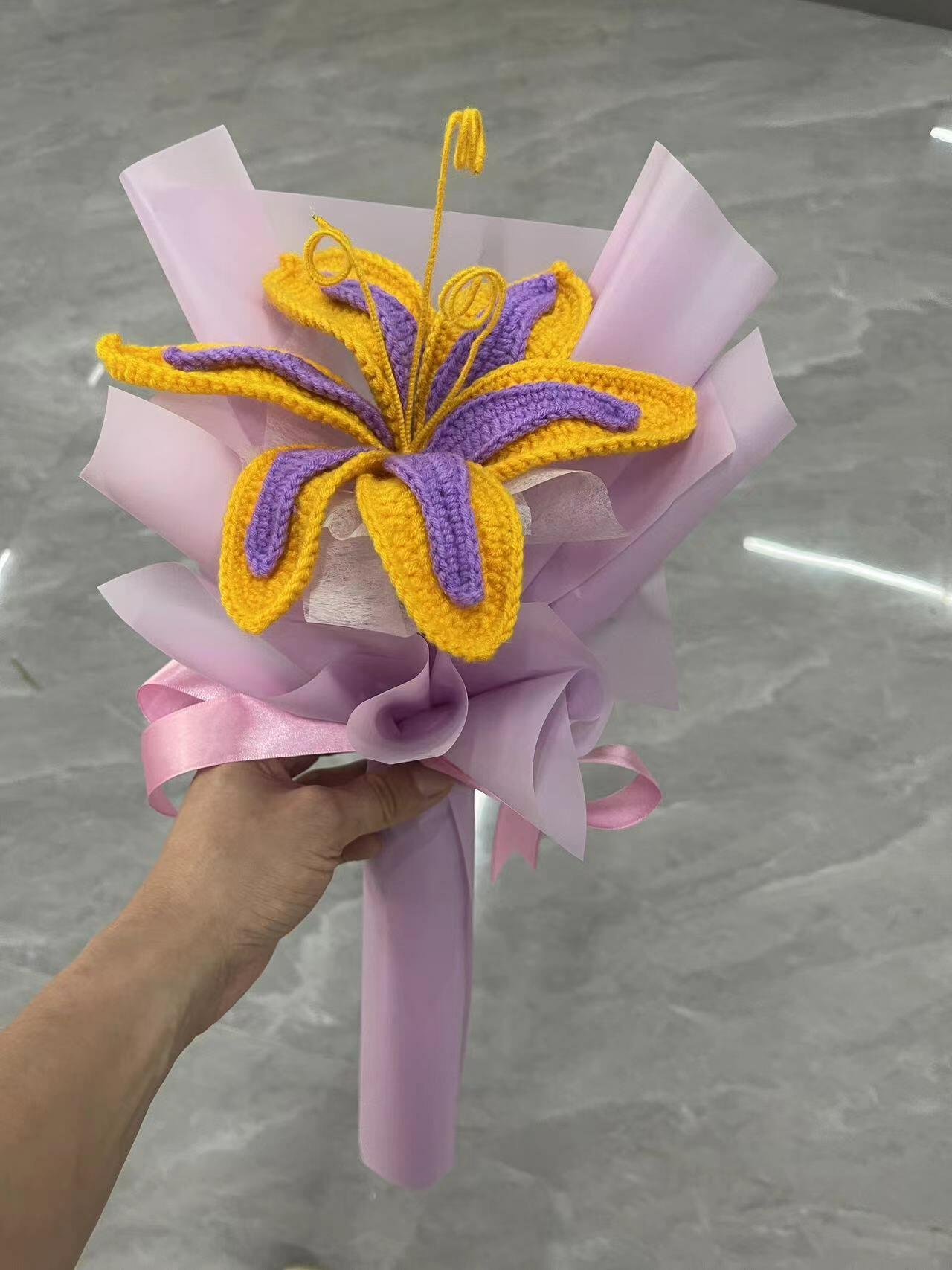Sundrop Chameleon Flower Stake Crochet Bouquet - Anniversary