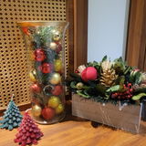 Winter Berry Table Decor