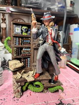 Laura, the Detective Diorama by Nerikson | Model Kit | Display Figure | Unpainted
