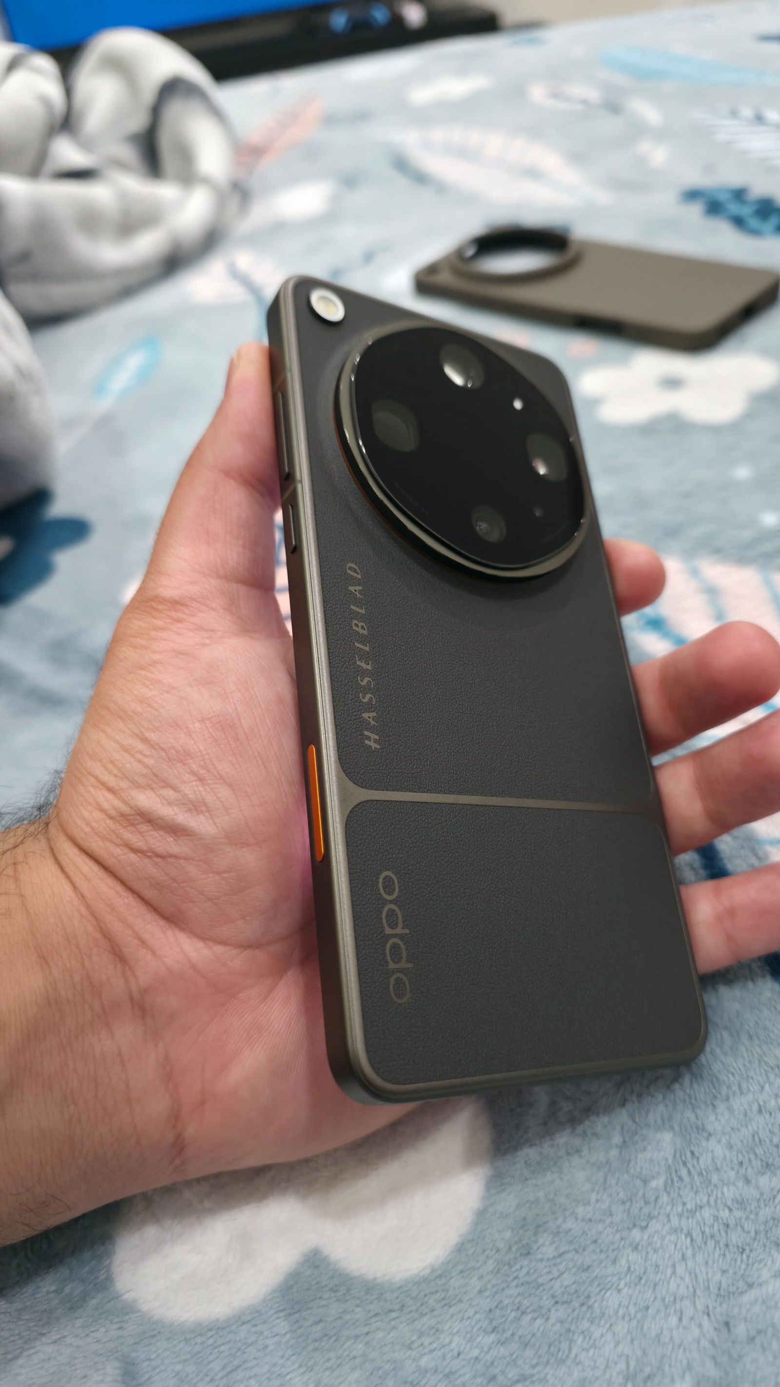 Oppo Find X9 Ultra China Version – The Mobile Marvel
