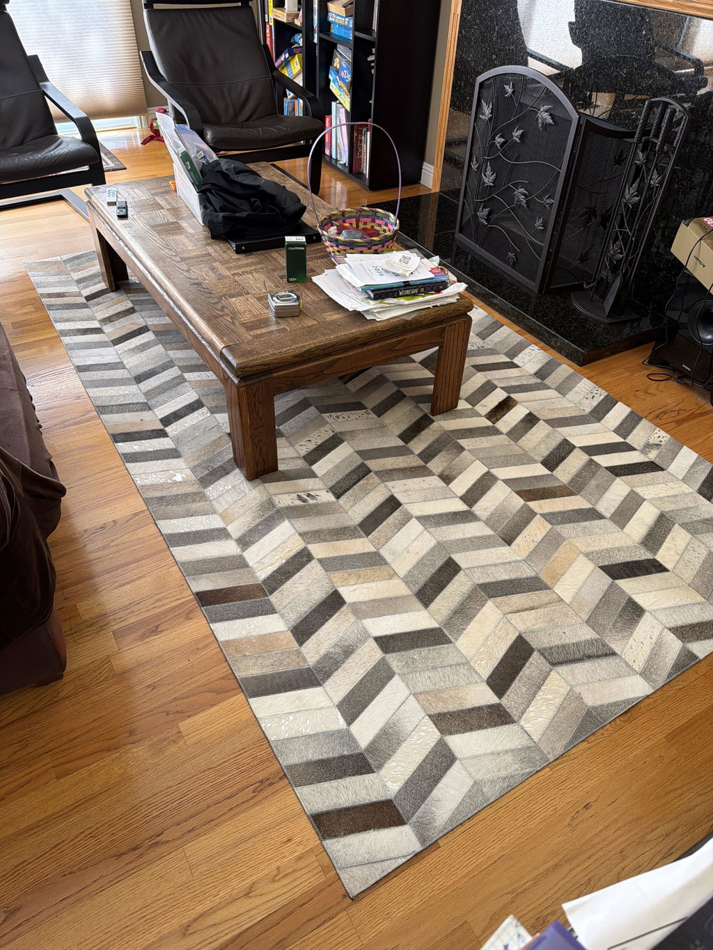 Galie French Chevron Handmade Beige Gray Leather Area Rug | Modern Patchwork Cowhide Rug