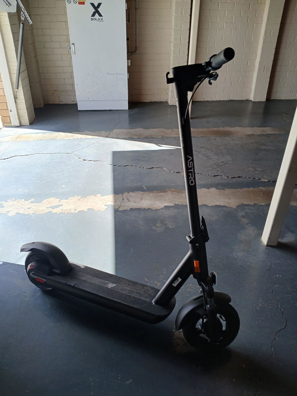 ASTRO Lightweight Commuter Electric Scooter (36V)