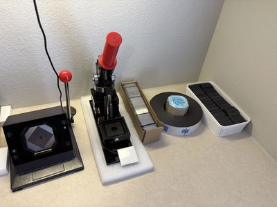 Evelyn Titan Press magnet review photo