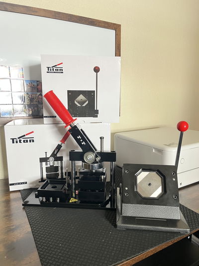 Adriana Titan Press magnet review photo