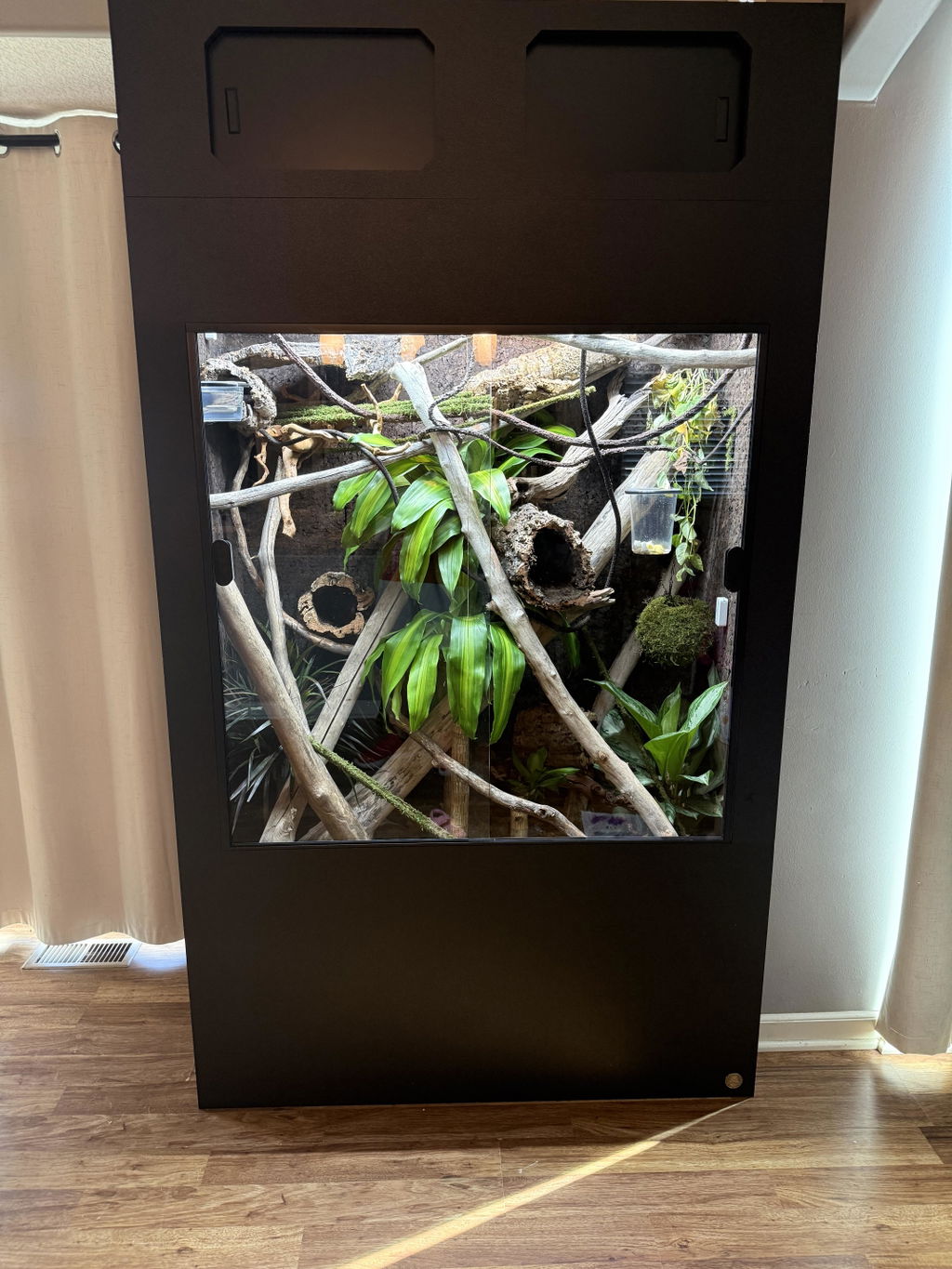 4'x2'x6' | Custom HDPE-PVC Reptile Enclosure | Luxury Reptile Cage
