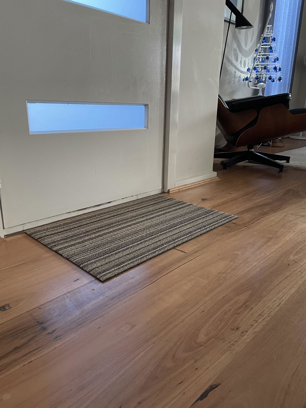 chilewich | shag doormat 46x71cm (18x28") | skinny stripe mushroom