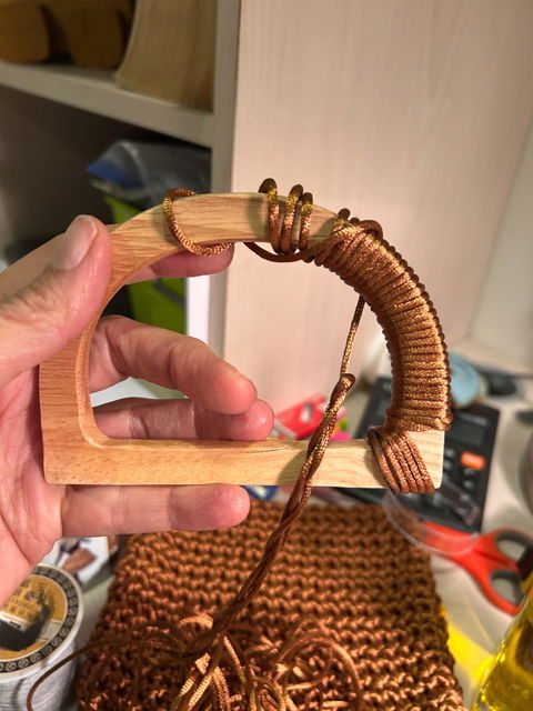 Manillas de madera - tipo D
