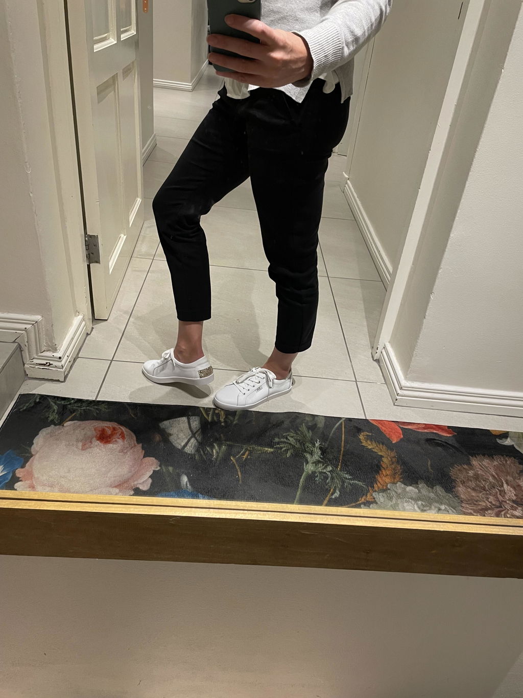 Julz Cammy Sneaker In White