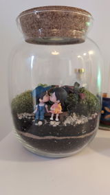 Closed DIY Terrarium Kit with 22 cm Container and Plants | 'Paris'