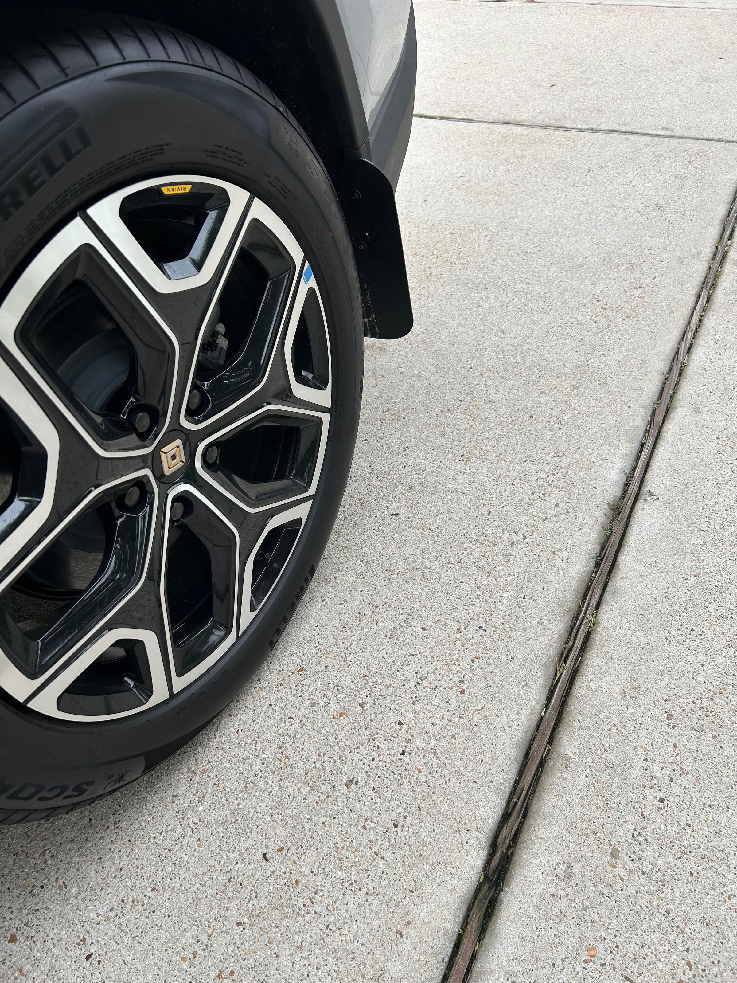 Slim Mud Flaps | for Rivian R1T/R1S 2021-2026