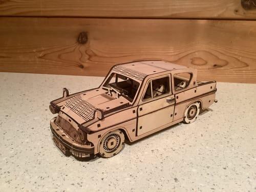 Flying Ford Anglia™