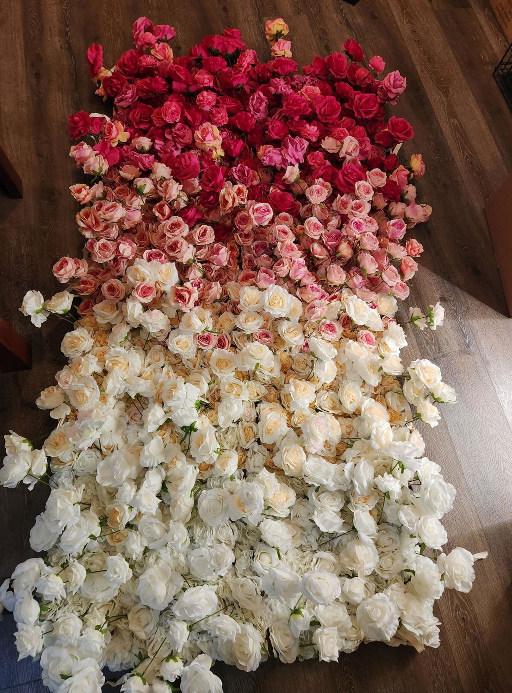 Valar Flower Roll Up Fabric Artificial Red to White Gradient Flower Wall Wedding Backdrop, Floral Party Decor, Event Photography-VF-372