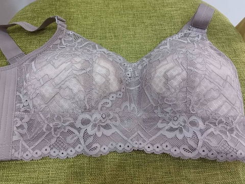 【2枚セットで¥5,990円】VEIMIA  胸を小さく見せるブラ | フルカップタイプで胸をすっぽり包み込み、すっきり整える。ハニカム構造の生地を採用し、通気性抜群。幅広アンダーで胸をしっかりサポート、たるみを効果的に改善！