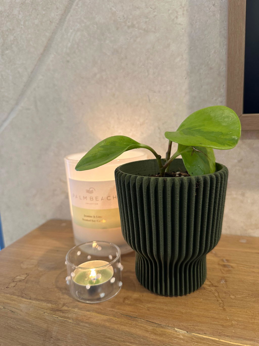 Elora Planter
