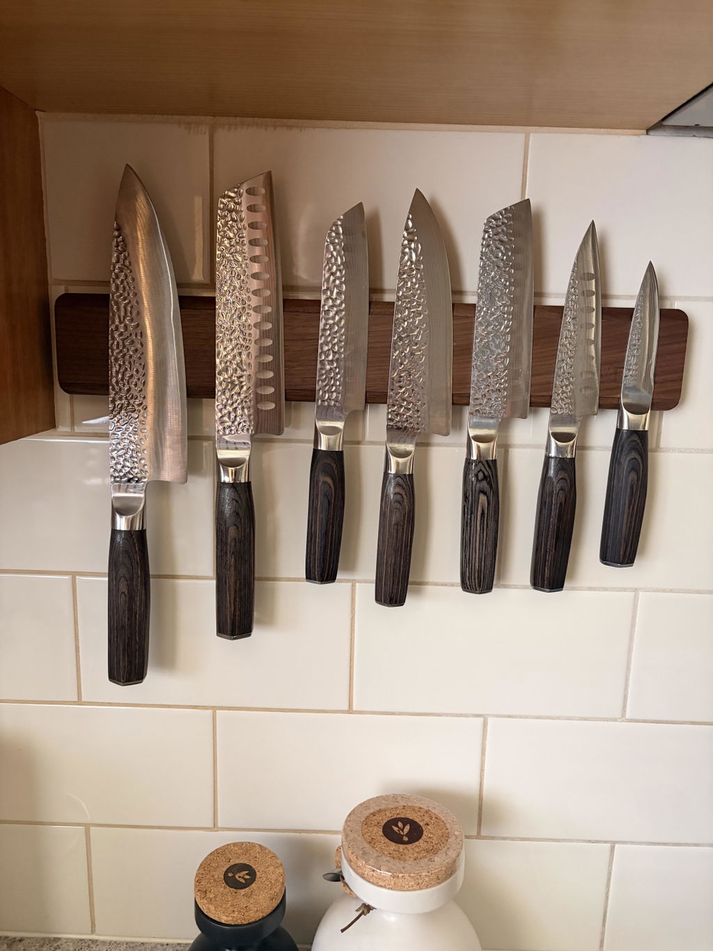 VEUR Black Walnut Magnetic Knife Holder