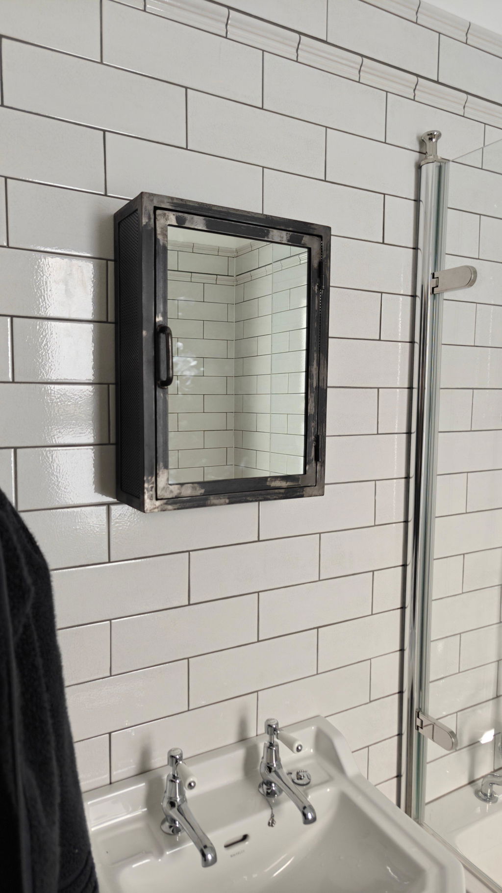 Industrial Mirrored Bathroom Wall Cabinet - Distressed
