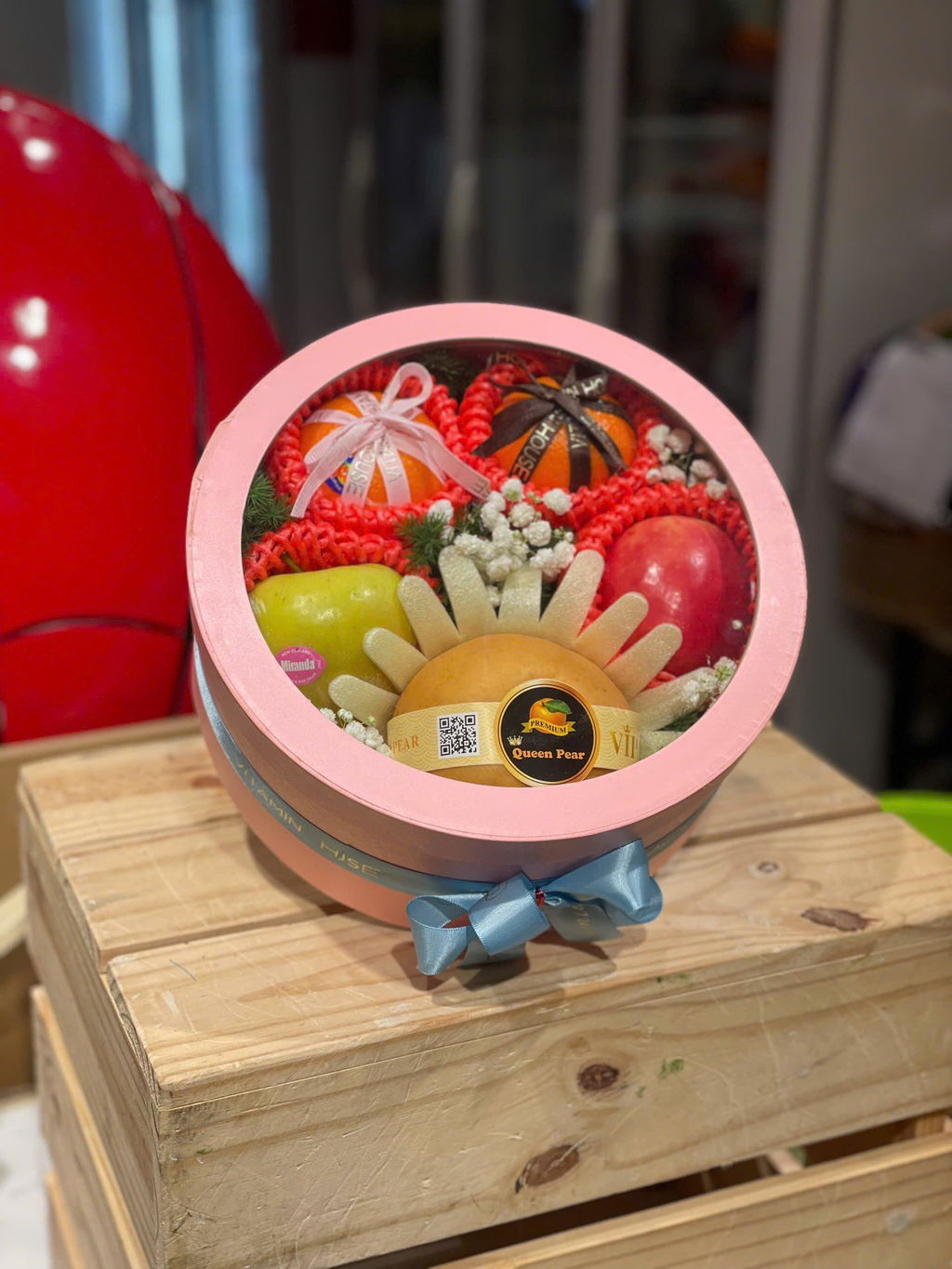 Hộp quà trái cây Bloom & Berry 19 - Lê Nâu Táo Envy Tặng Người Yêu