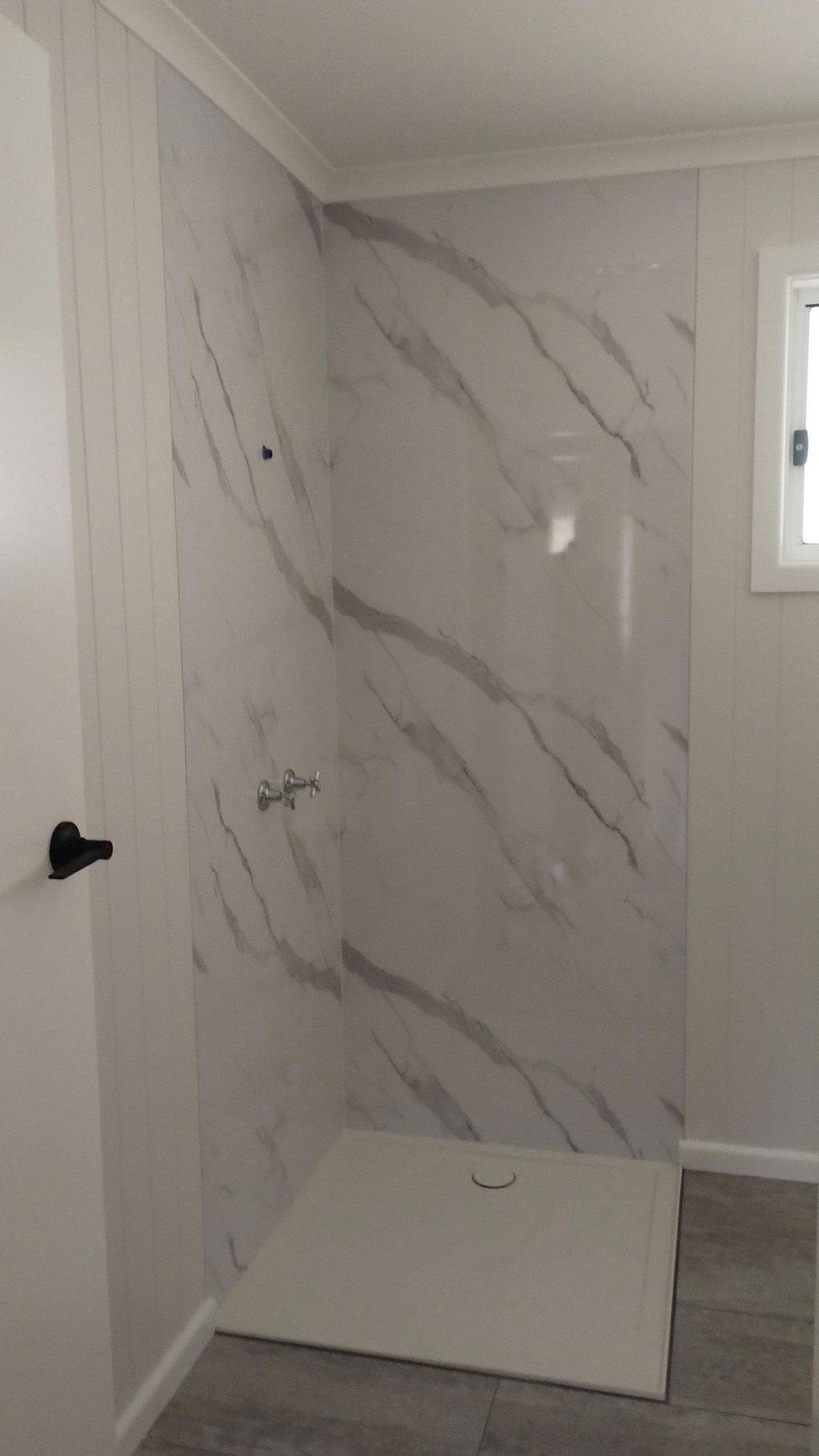 Calacatta Marble Bathroom Wall Panel