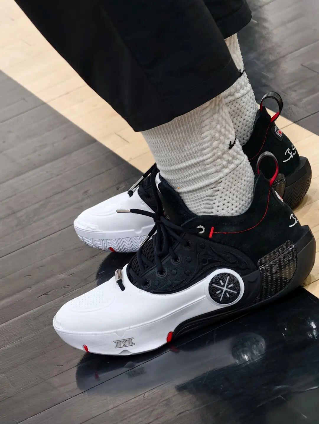 Way of Wade 12「綿菓子」｜NBAバスケシューズ｜WoW 12