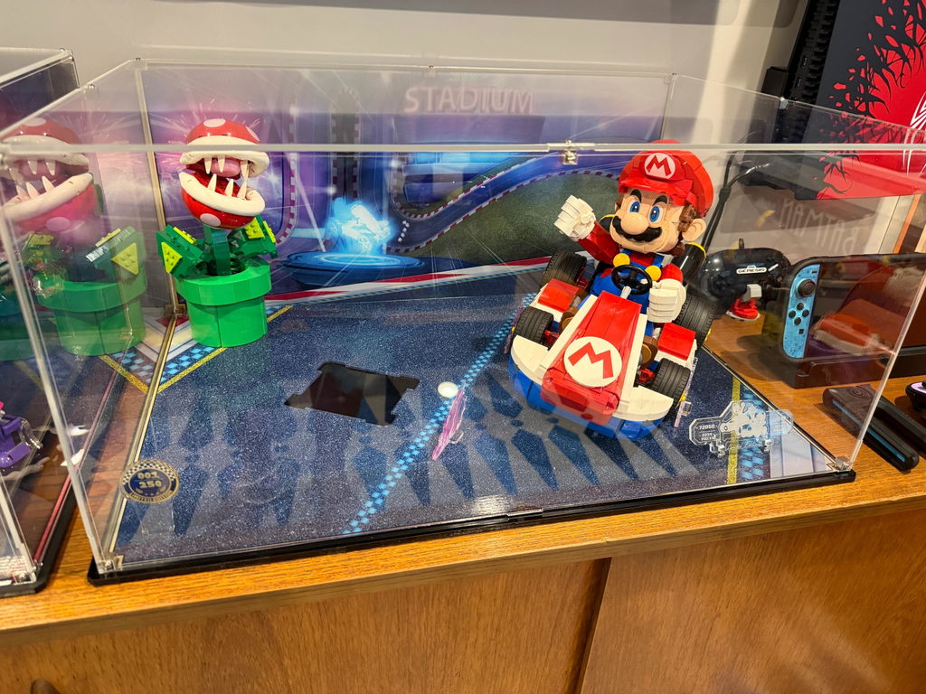 Limited Edition Display Case for LEGO® Mario Kart™ Mario & Standard Kart (72037) & Luigi & Mach 8 (72050)