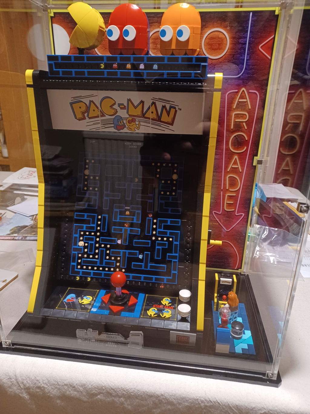 Display Case for LEGO® PAC-MAN Arcade (10323)