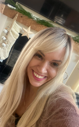 Blonde Wavy 22 Inch  Hair Wig with Curtain Bangs