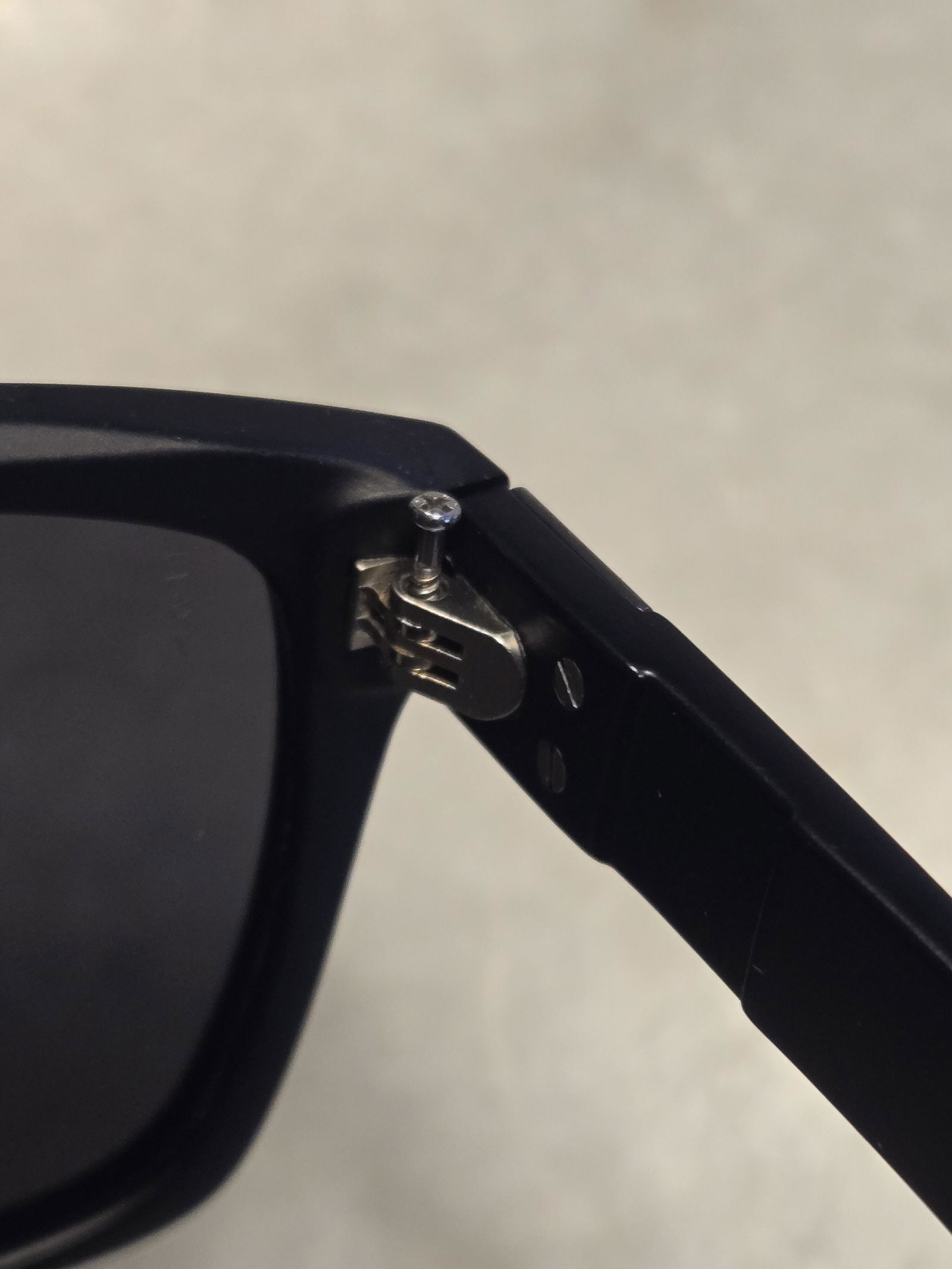 Z87+ HiViz 2.0 Transparent Grey Mirror – Wye Delta LLC