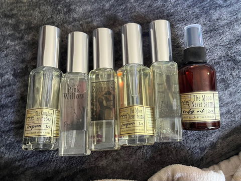 The Moon Never Beams Perfume