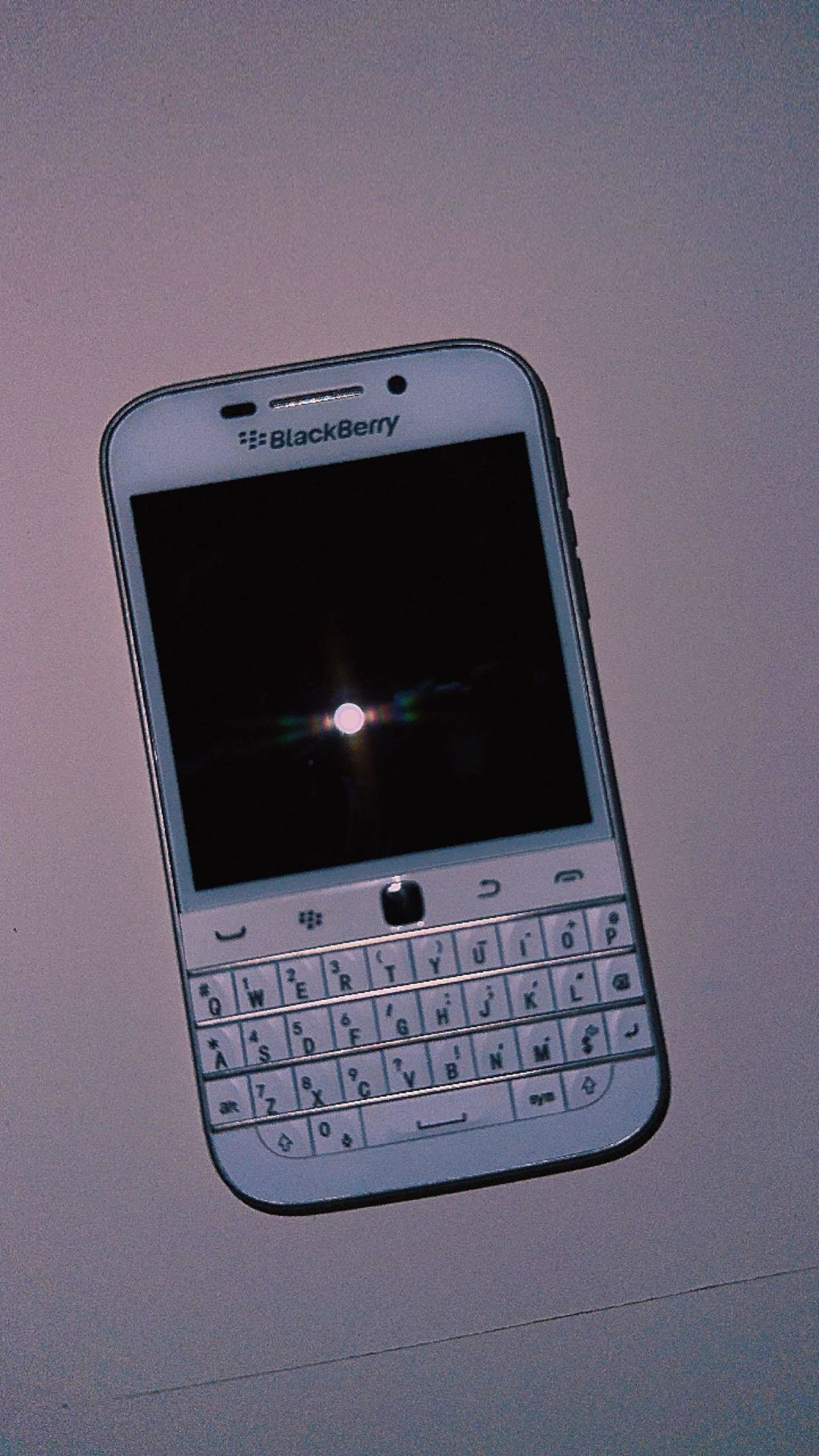 BlackBerry Classic Q20 | Iconic Keyboard Smartphone – Y2KPHONES