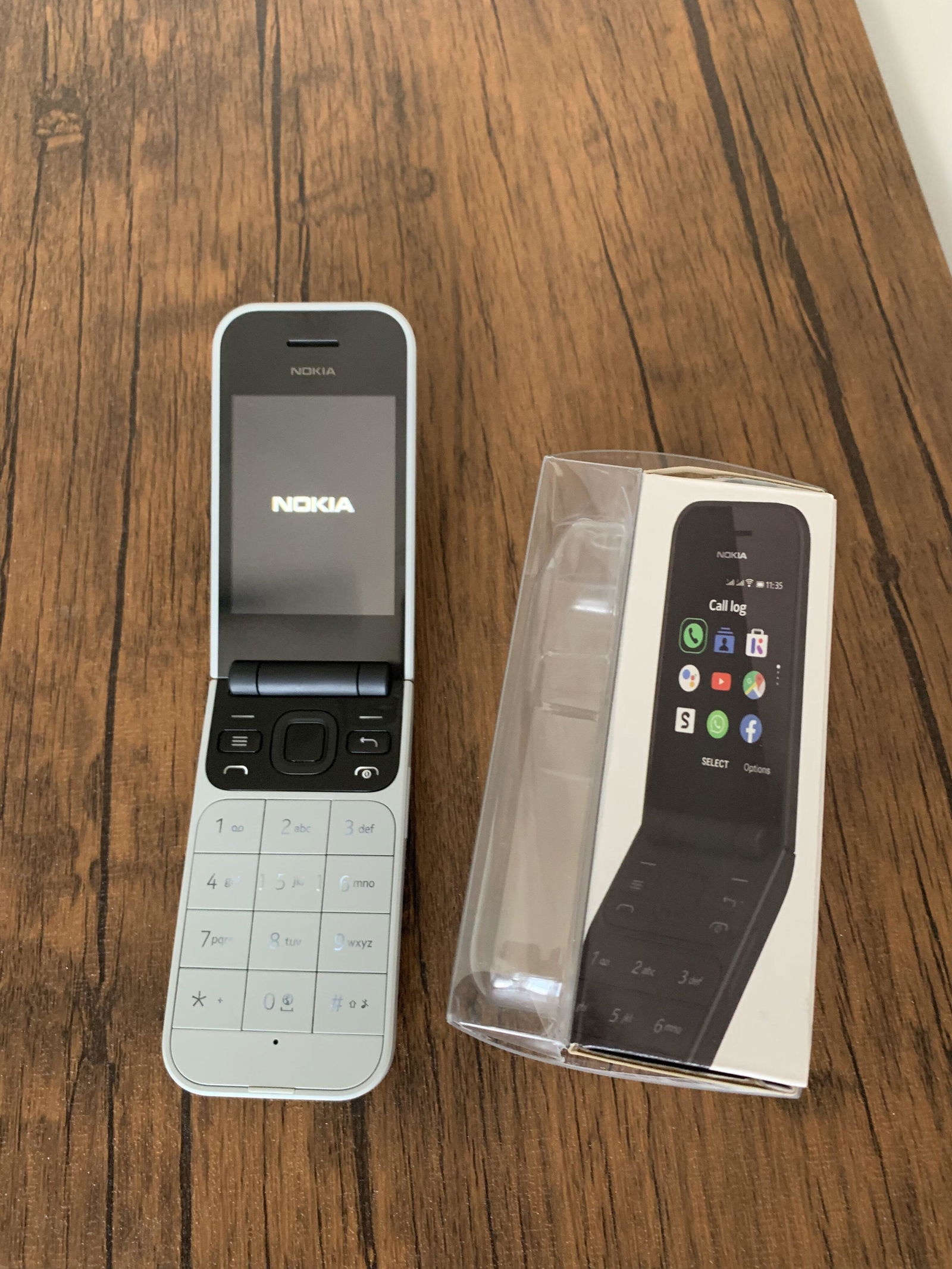 Nokia 2720 4G | Modern 4G Feature Phone – Y2KPHONES