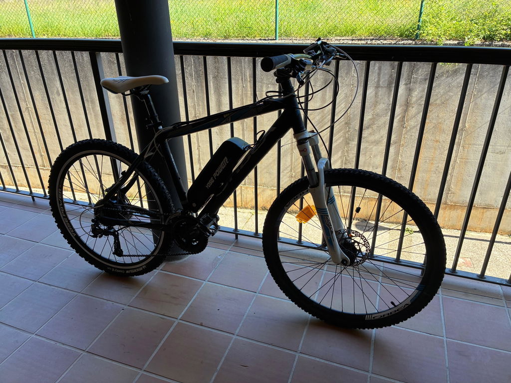 E-Bike Conversion Kit 36V 250W 26" Rear Motor Kit for Cassette with 36V 13Ah Battery and Charger