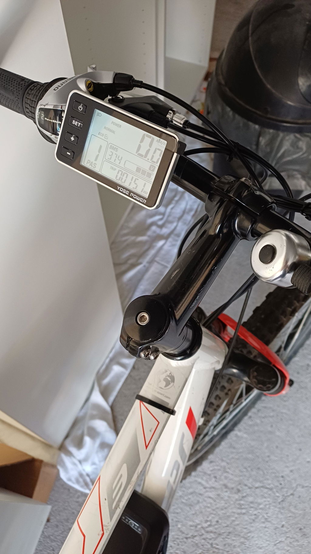 E-Bike Conversion Kit 36V 250W 26" Rear Motor Kit for Cassette with 36V 13Ah Battery and Charger