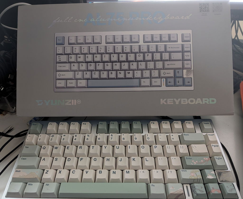YUNZII Mystery Bundles - Mechanical Keyboard Kit