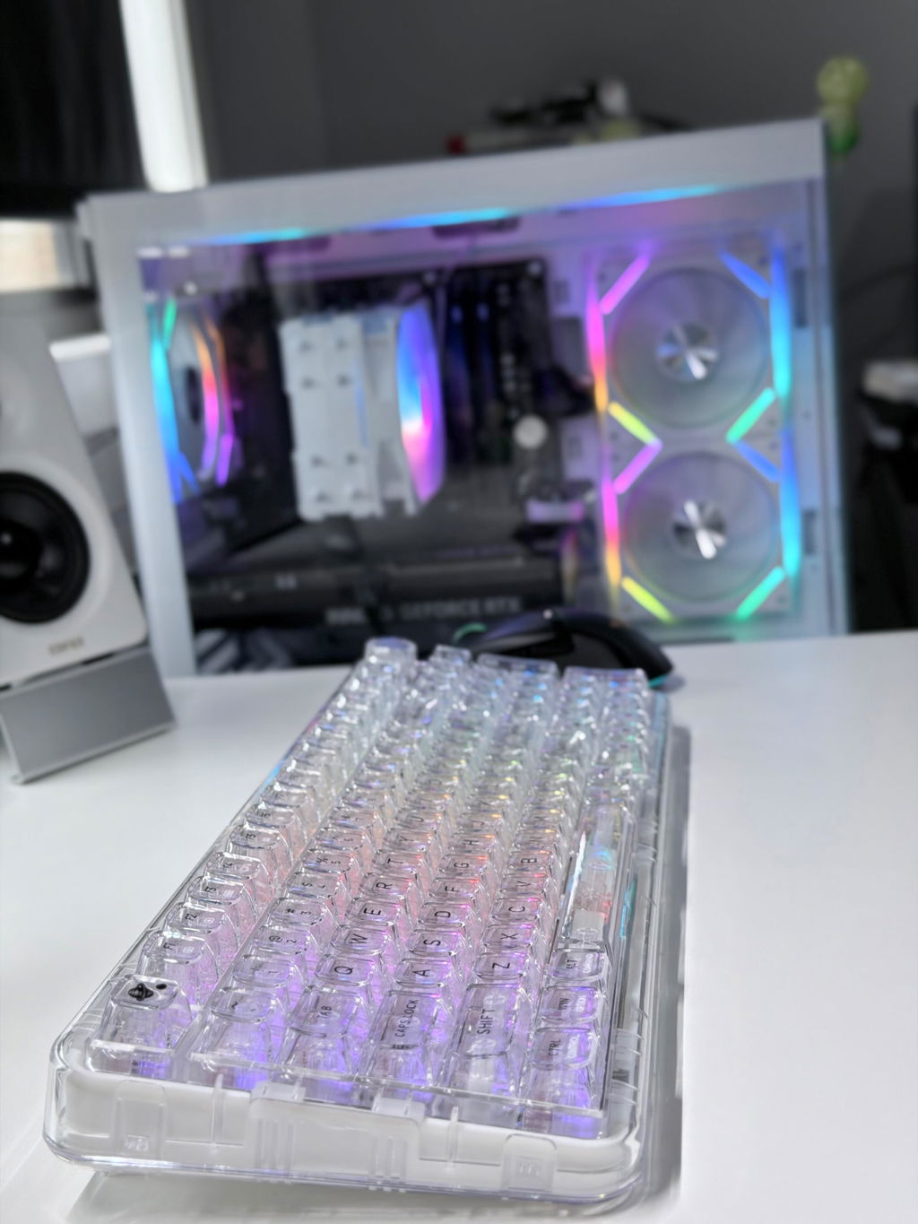 YUNZII X98 Transparent QMK/VIA Mechanical Keyboard